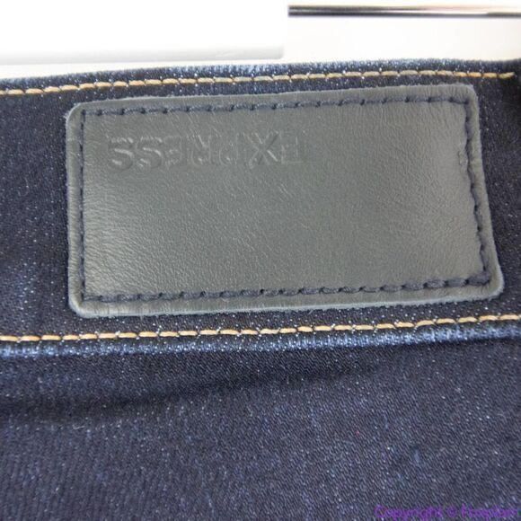 NEW Express relax fit jeans, size 6 - Picture 9 of 13